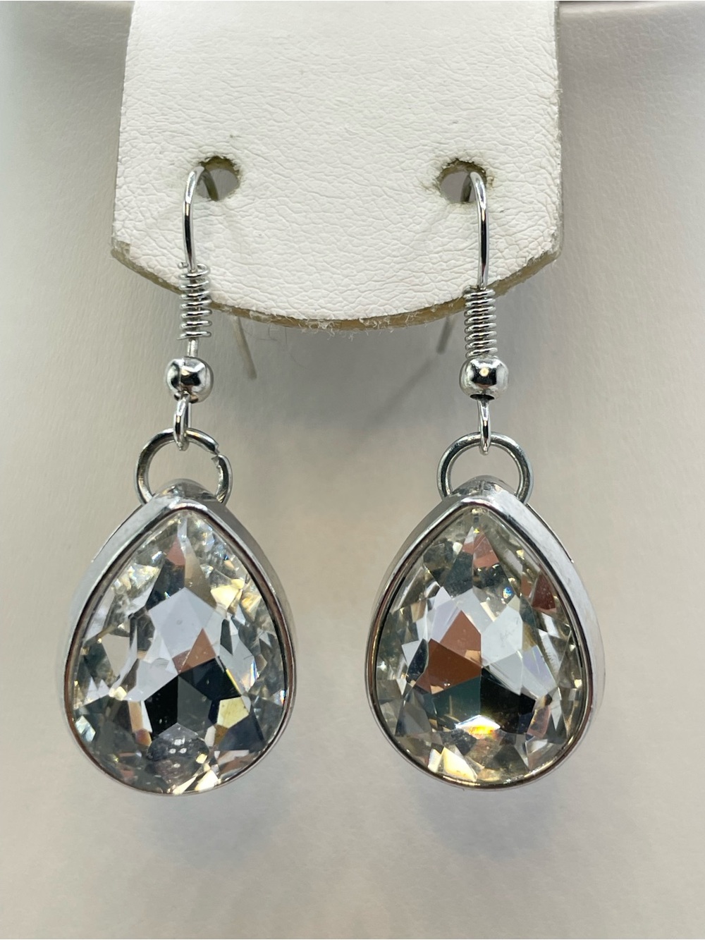 Silver Clear Crystal Teardrop Dangle Earrings Glam Chic Elegant